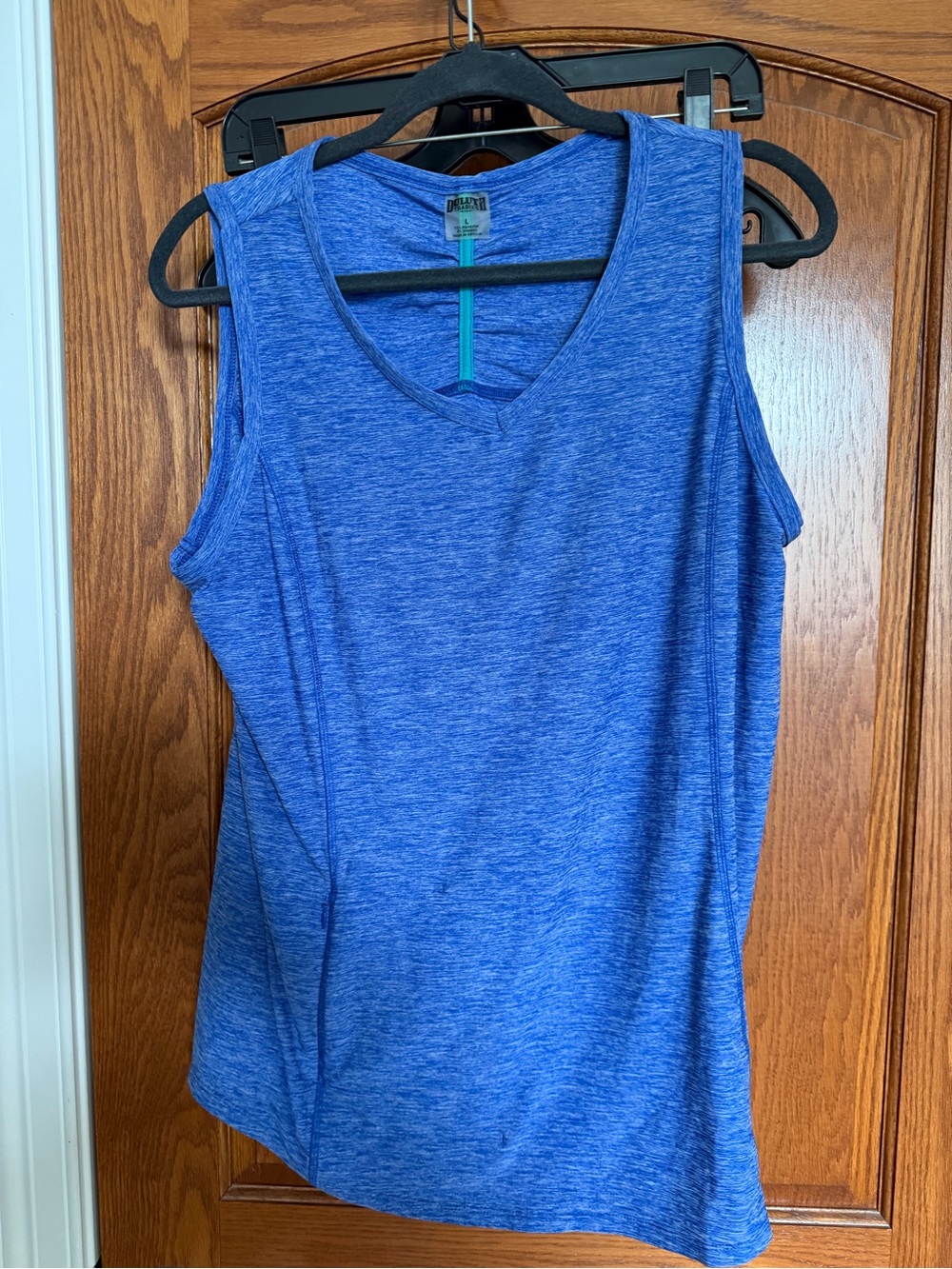 Dressbarn Blue Sleeveless V-Neck Top